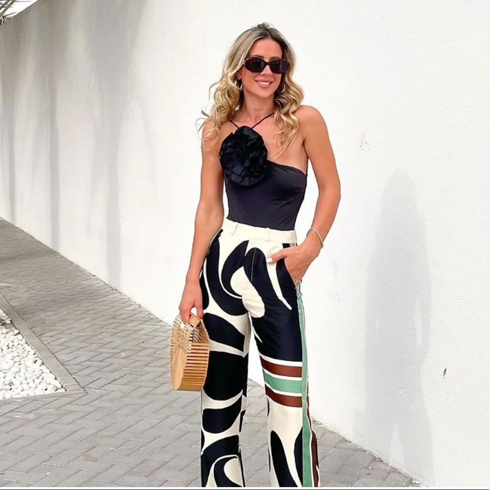 NWT Zara 2 Piece Tied Printed Blouse And Wide Pants Set - Picture 4 of 16